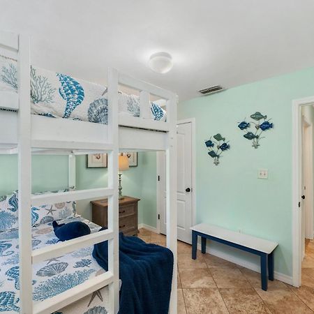 Beautiful Pet Friendly Home! New Tropical Pool, Opt Golf Cart And Pool Heat, Minutes To Beach Дестін Екстер'єр фото