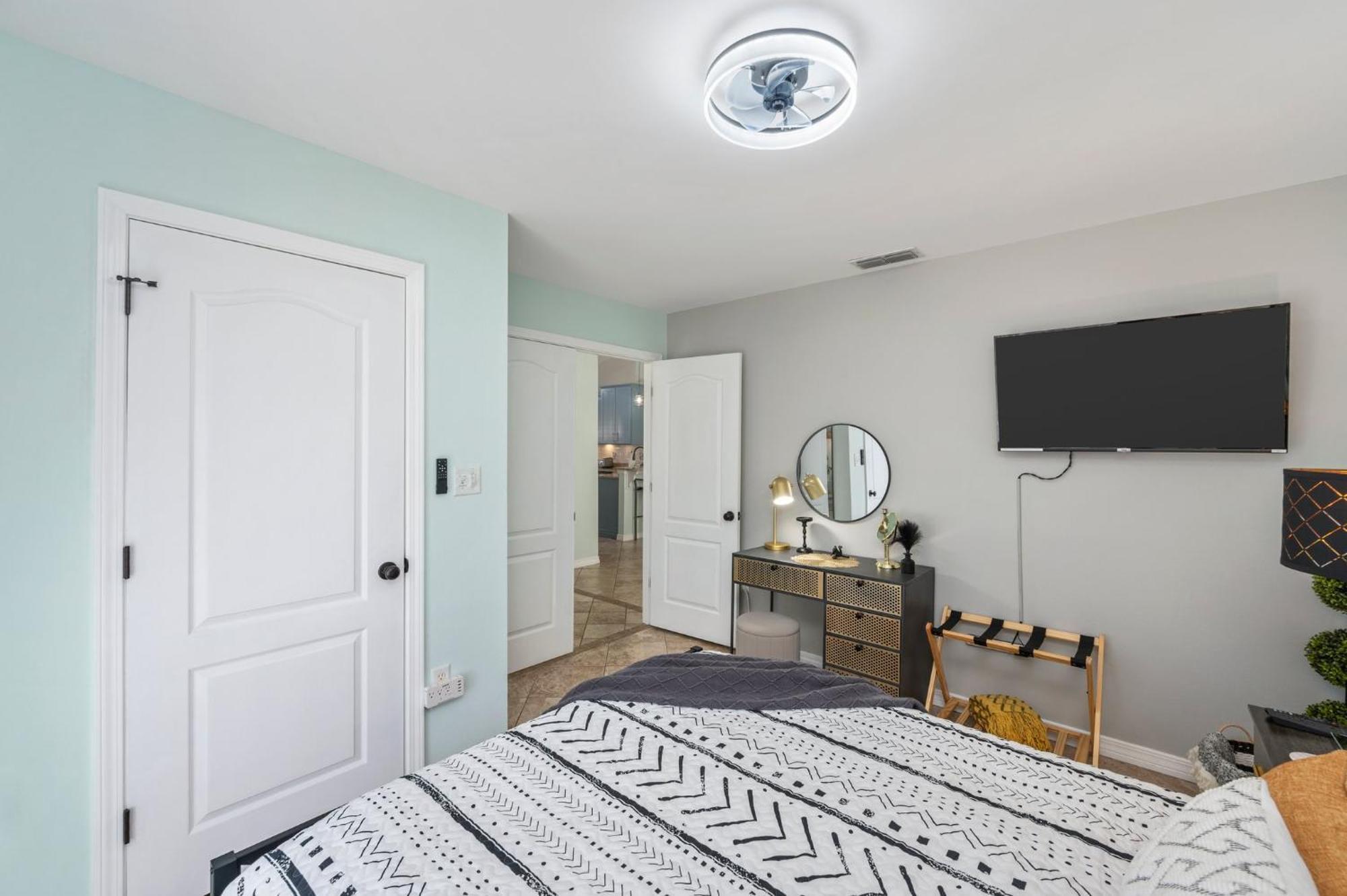 Beautiful Pet Friendly Home! New Tropical Pool, Opt Golf Cart And Pool Heat, Minutes To Beach Дестін Екстер'єр фото